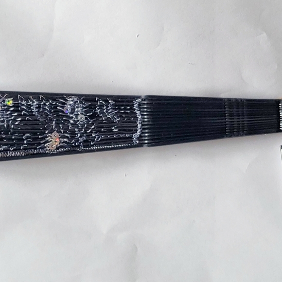 Hand Fan - Picture 3 of 3